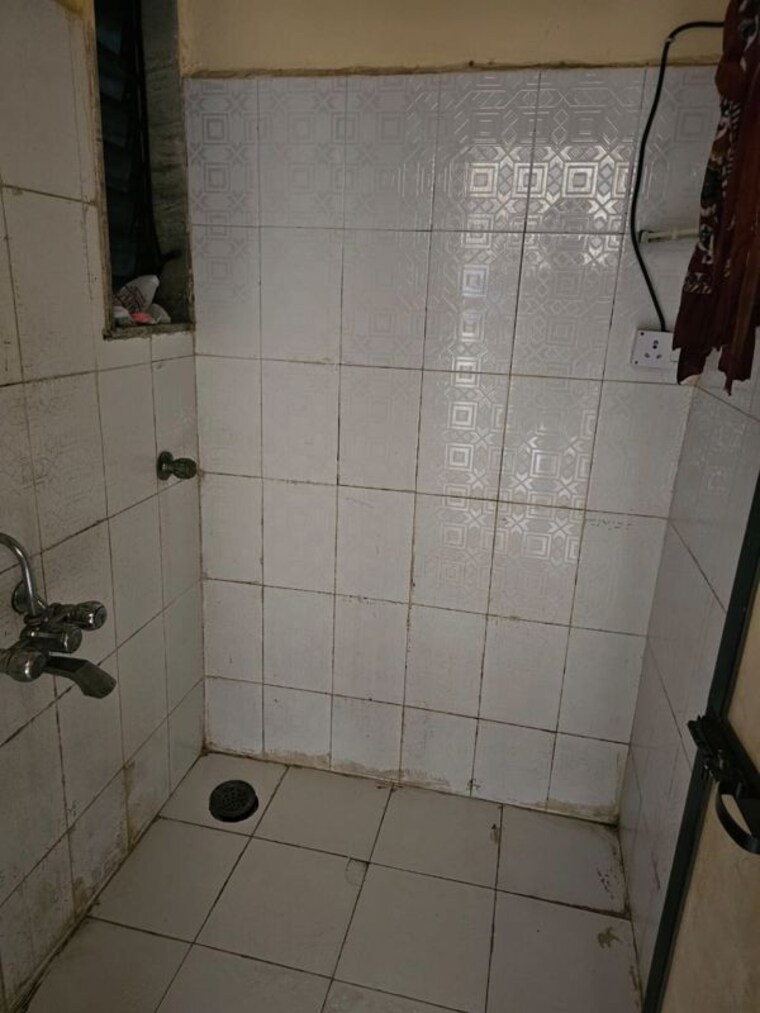 Bathroom, shiv-complex 1 Bedroom 684 Sq.Ft. Apartment In Ghansoli Navi Mumbai 10753744