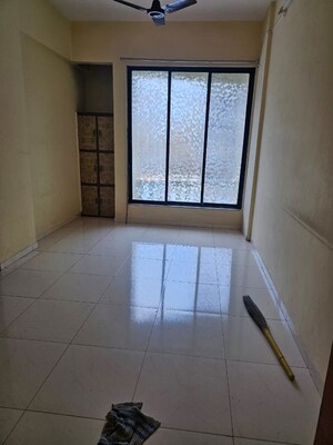 1 BHK Apartment For Rent in Shiv Complex, Ghansoli