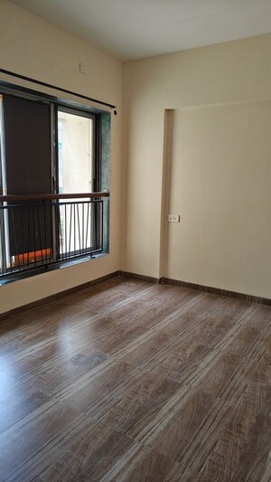 Room in 2 BHK Apartment at Neptune Flying Kite, Bhandup West – for Sale