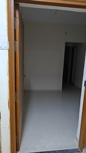 Room in 1 RK Apartment at Trident Ozone Platinum Heights, Bhandup West – for Sale