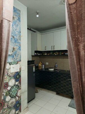 Bedroom in 3 BHK Apartment at Kalptaru Apartment, Gomti Nagar – for Rent