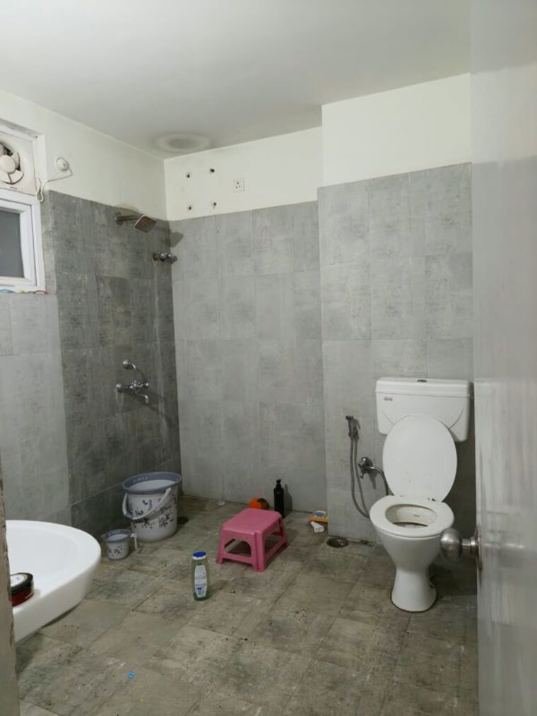 Bathroom, kalptaru-apartment 3 Bedroom 2150 Sq.Ft. Apartment In Gomti Nagar Lucknow 10753795