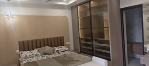 Room in 3 BHK Apartment at Vip Road – for Sale