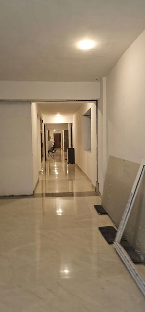 Room in 3 BHK Apartment at Urban Axis Urban Woods, Sushant Golf City – for Rent