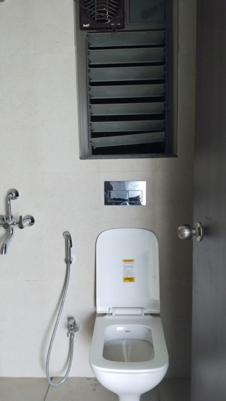 Bathroom, runwal-my-city-phase-ii-cluster-05 2 Bedroom 570 Sq.Ft. Apartment In Dombivli East Thane 10753864