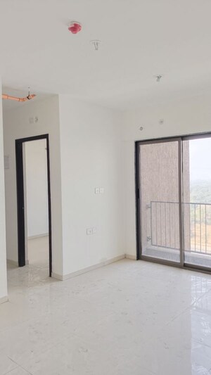 Room in 2 BHK Apartment at Runwal My City Phase II Cluster 05, Dombivli East – for Rent