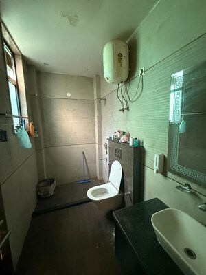 Bathroom in 2 BHK Builder Floor at Sector 14 – for Rent