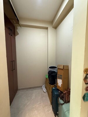 Building Lobby in 2 BHK Builder Floor at Sector 14 – for Rent