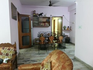 Living Room in 3 BHK Apartment at Sector 20 – for Rent