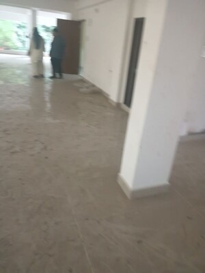  Warehouse For Sale in Topsia