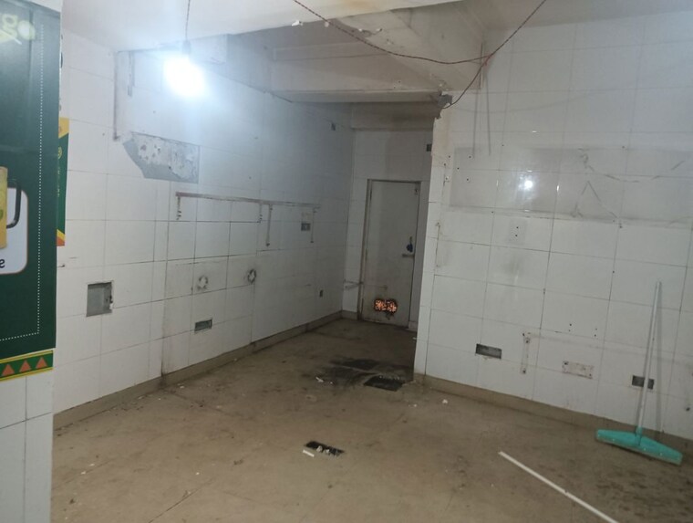Bathroom, topsia Commercial Warehouse 12000 Sq.Ft. In Topsia Kolkata 10753872