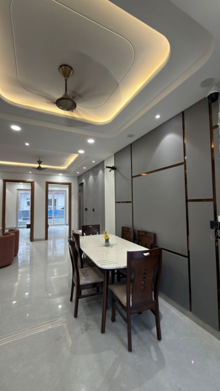 Team Area, bptp-district-3 3 Bedroom 180 Sq.Yd. Builder Floor In Sector 85 Faridabad 10753925