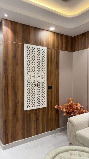 Bedroom in 3 BHK Builder Floor at BPTP District 3, Sector 85 – for Rent