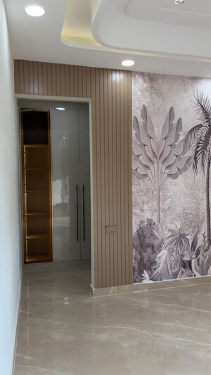 Building Lobby in 3 BHK Builder Floor at Parklands, Sector 85 – for Rent