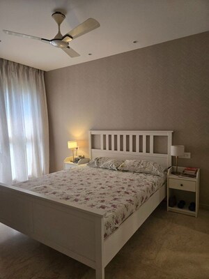 Master Bedroom in 2 BHK Apartment at Hiranandani Castle Rock, Powai – for Rent
