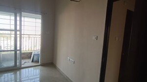 Room in 3 BHK Apartment at Candeur 40, Miyapur – for Rent