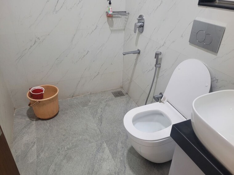Attached Bathroom, kumar-pride-park 2 Bedroom 1100 Sq.Ft. Apartment In Gokhalenagar Pune 10754010