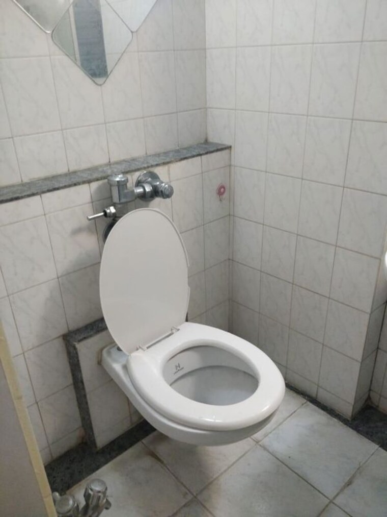 Bathroom, k-raheja-ascencio 2 Bedroom 740 Sq.Ft. Apartment In Chandivali Mumbai 10754038
