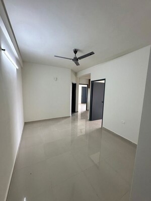 Room in 3 BHK Apartment at Pyramid Altia, Sector 70 – for Rent