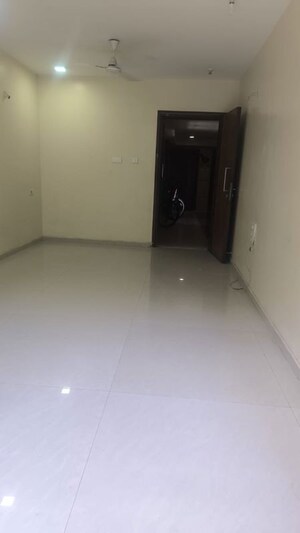 Room in 2 BHK Builder Floor at Powai – for Sale