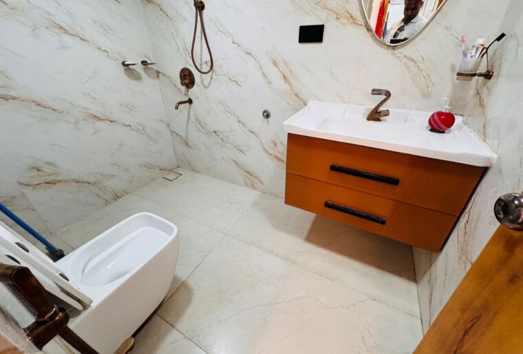 Bathroom, royal-palms-garden-view 2 Bedroom 981 Sq.Ft. Apartment In Goregaon East Mumbai 10753130