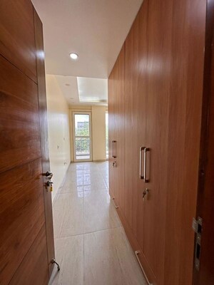 Building Lobby in 3 BHK Builder Floor at Sushant Lok I – for Rent