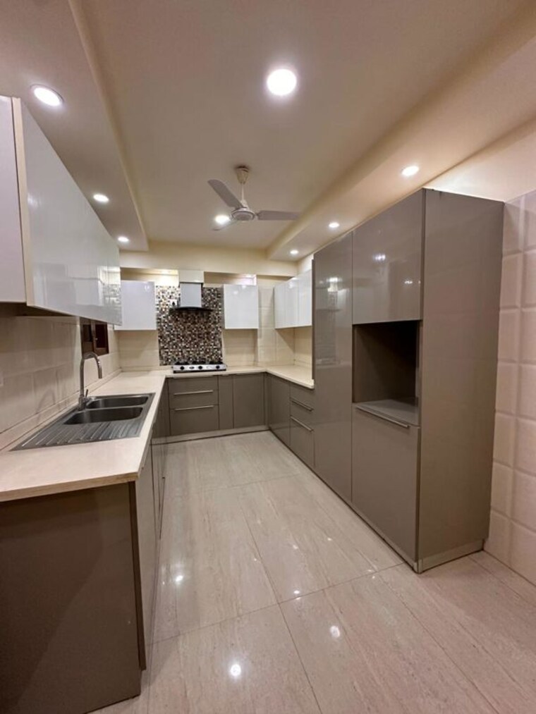 Kitchen, sushant lok i 3 Bedroom 2700 Sq.Ft. Builder Floor In Sushant Lok I Gurgaon 10754066