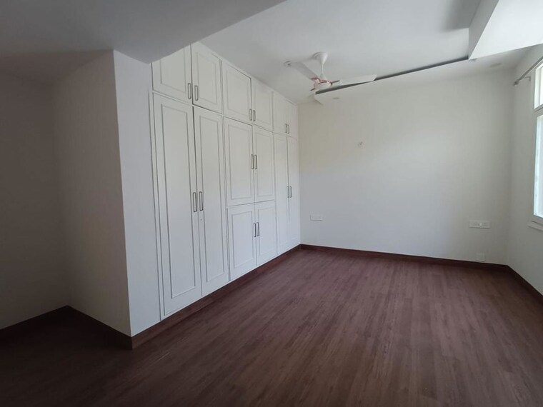 Room, sushant lok i 3 Bedroom 2700 Sq.Ft. Builder Floor In Sushant Lok I Gurgaon 10754066