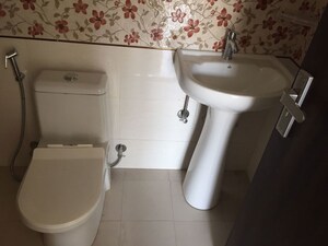 Bathroom in  Builder Floor at Sector 43 – for Rent
