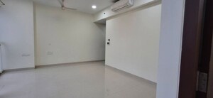 Room in 2 BHK Apartment at Dynamix Divum, Malad East – for Rent