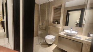 Bathroom in 4 BHK Apartment at Oberoi Elysian Tower A, Goregaon East – for Sale
