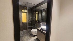Bathroom in 4 BHK Apartment at Oberoi Elysian Tower A, Goregaon East – for Sale