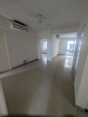 3.5 BHK Apartment For Rent in Emaar Emerald Floors Premier, Sector 65