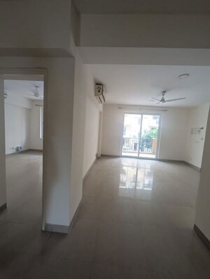 Building Lobby in 3.5 BHK Apartment at Emaar Emerald Floors Premier, Sector 65 – for Rent