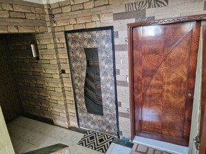 2 BHK Apartment – Exterior View View at Express Apartment, Yari Road - for Rent