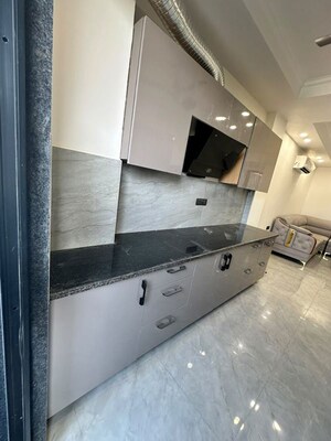 Team Area in 3 BHK Builder Floor at Sector 51 – for Rent