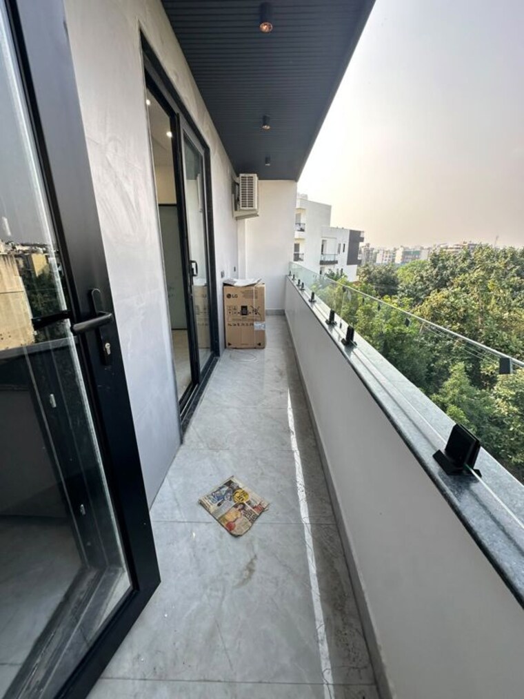Balcony, sector 51 3 Bedroom 1800 Sq.Ft. Builder Floor In Sector 51 Gurgaon 10754101