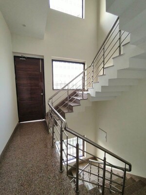 Staircase in 3 BHK Builder Floor at Sector 43 – for Rent