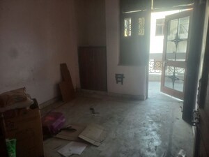 Room in 3 BHK Independent House at Sector 22 – for Rent