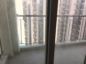 Building Lobby in 3 BHK Apartment at Amrapali Dream Valley – for Rent