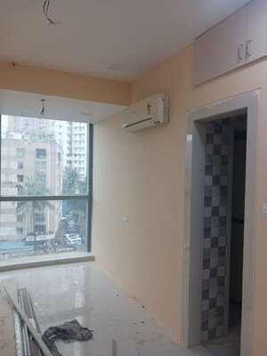 Room in  Office Space at Wadhwa The Gateway, Mulund West – for Rent