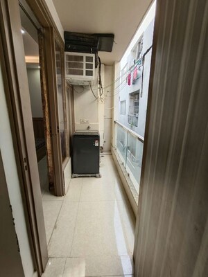 Building Lobby in 2 BHK Builder Floor at Sector 39 – for Rent
