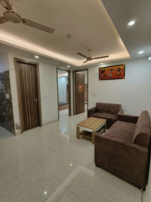 Living Room in 2 BHK Builder Floor at Sector 39 – for Rent