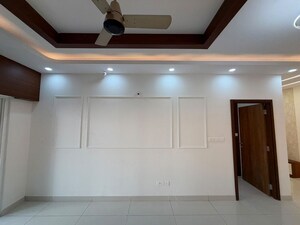 Furnished Amenities in 3 BHK Apartment at The Prestige City, Sarjapur Road – for Rent