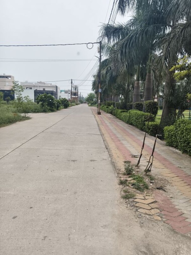 Balcony, asj-paras-enclave  140 Sq.Yd. Plot In Sujroo Muzaffarnagar 10754311
