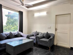 Living Room in 3 BHK Builder Floor at South City 1 – for Rent