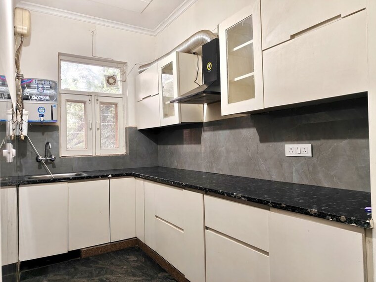 Kitchen, south city 1 3 Bedroom 1750 Sq.Ft. Builder Floor In South City 1 Gurgaon 10754307