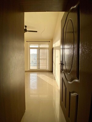 Bathroom in 4 BHK Apartment at Dhakoli – for Rent
