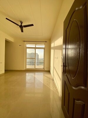 Bathroom in 4 BHK Apartment at Dhakoli – for Rent