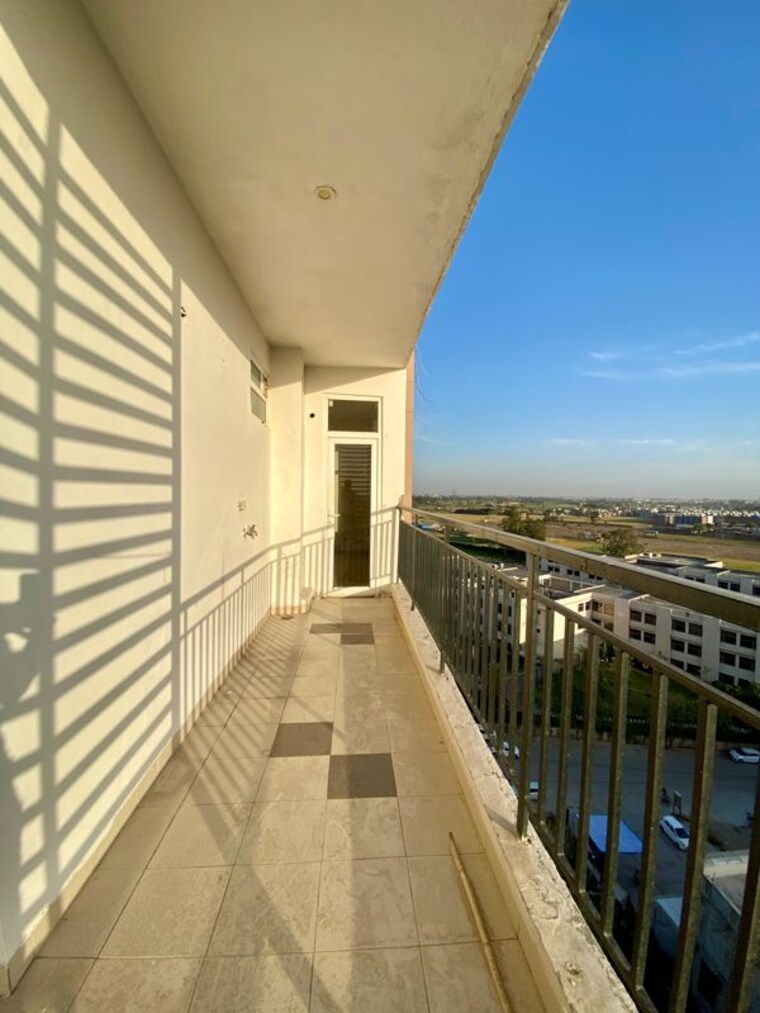 Balcony, dhakoli 4 Bedroom 1950 Sq.Ft. Apartment In Dhakoli Zirakpur 10754314